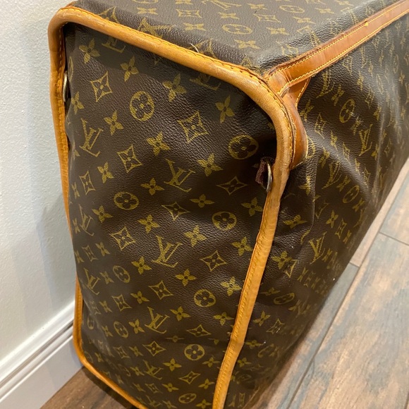 Louis Vuitton Large Pullman Suitcase - Picture 10 of 10